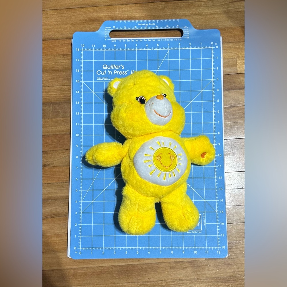 FUNSHINE CARE BEAR - Picture 2 of 4